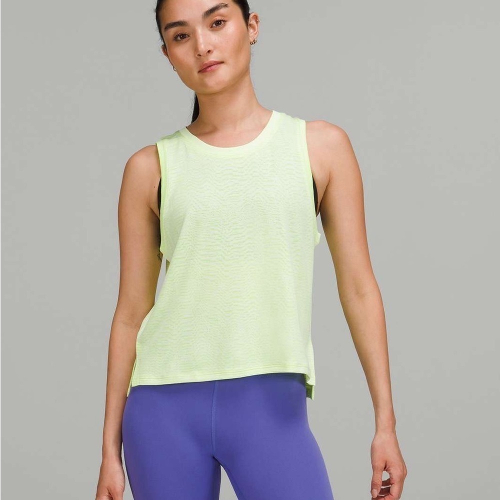 Lululemon Train to Be Cropped Tank Top Mesh Lemon Yellow Sz. 8